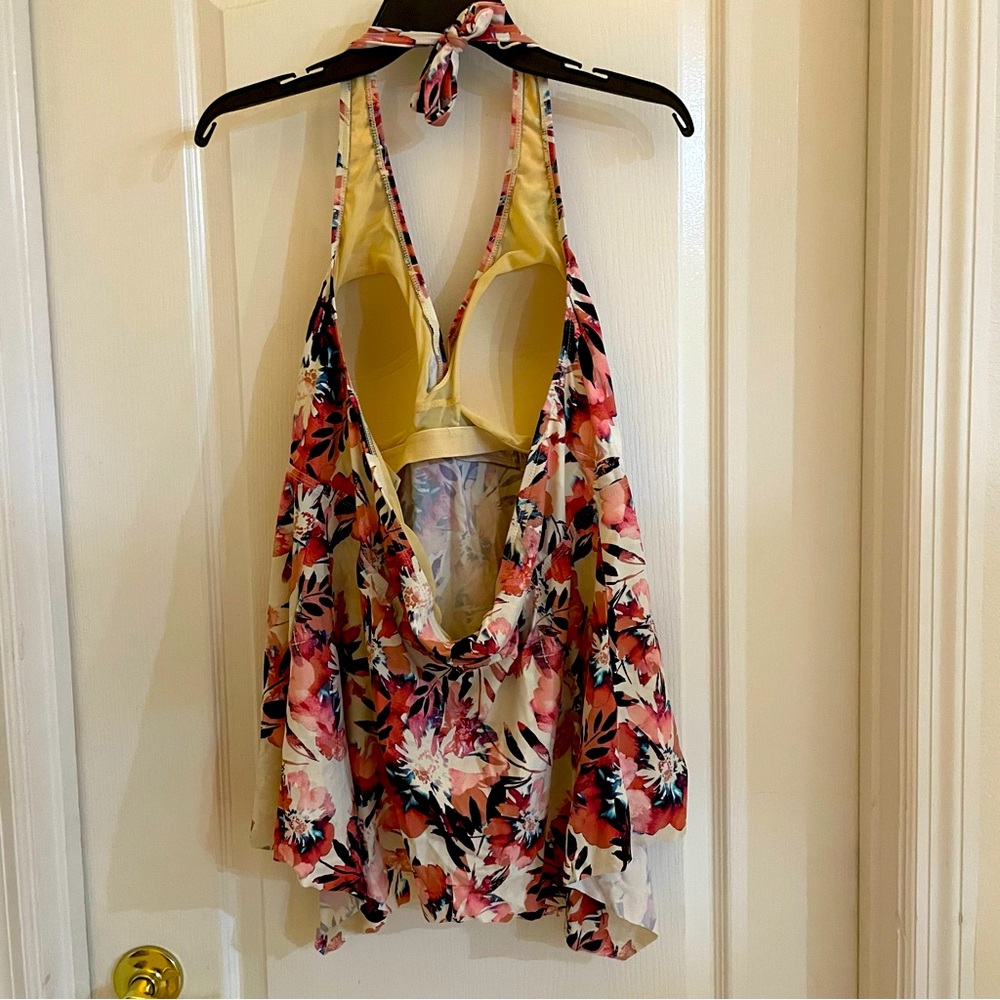 Floral Halter Tankini Top - Picture 2 of 6